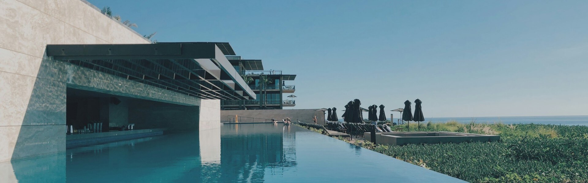 page heading bg infinity pool 1