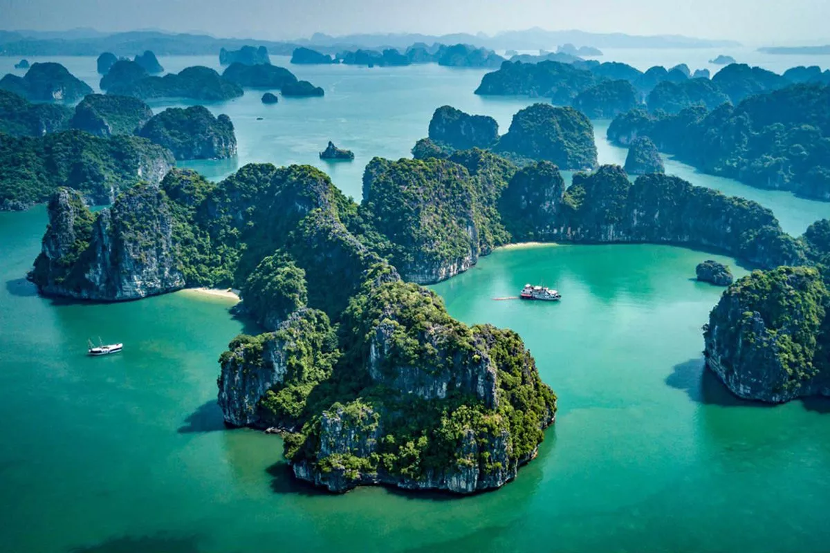 What to Experience for 2 Nights in Bai Tu Long Bay